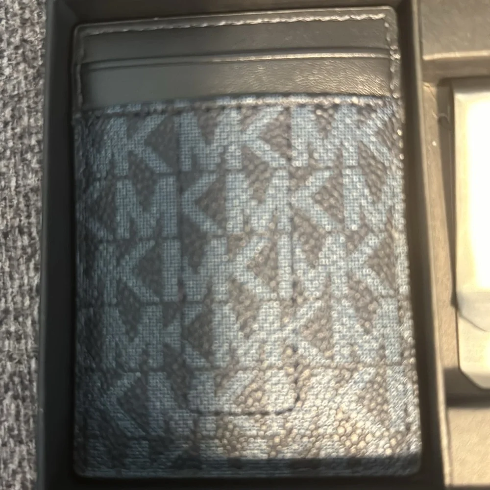 Michael Kors Money Clip NWT in box